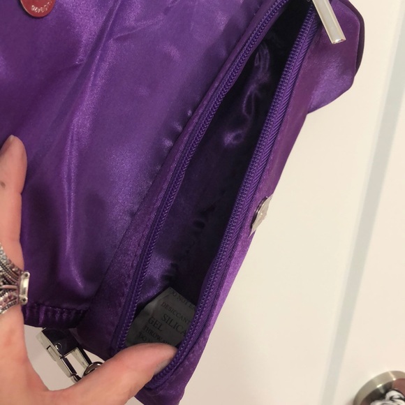 Younique Purple Purse Makeup Bag - Picture 4 of 4